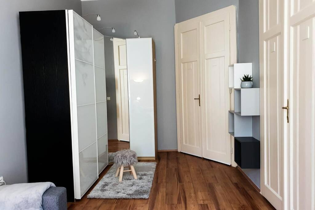 Ferienwohnung Corvin City Center Kisfaludy Apartman Budapest Exterior foto